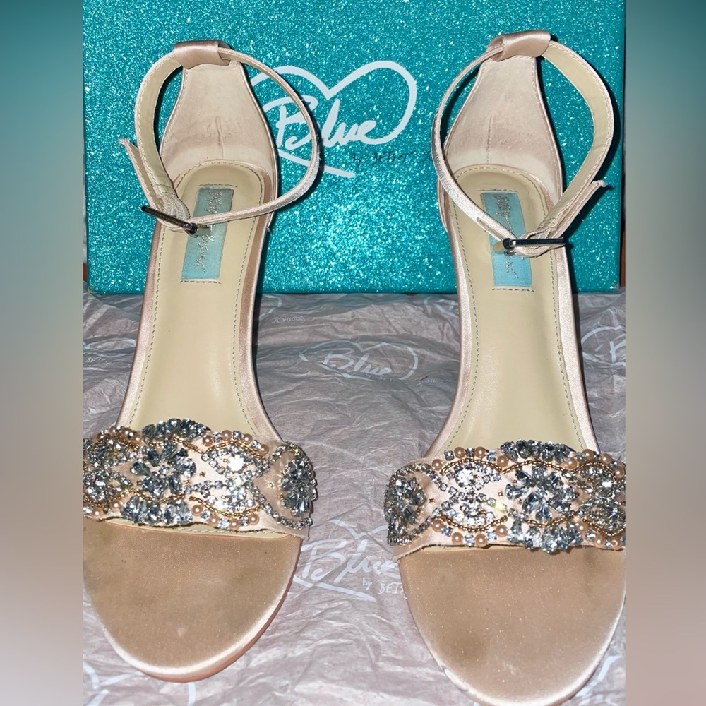 Blue By Betsy Johnson Gina Champagne Rhinestone strappy heels. Size 8